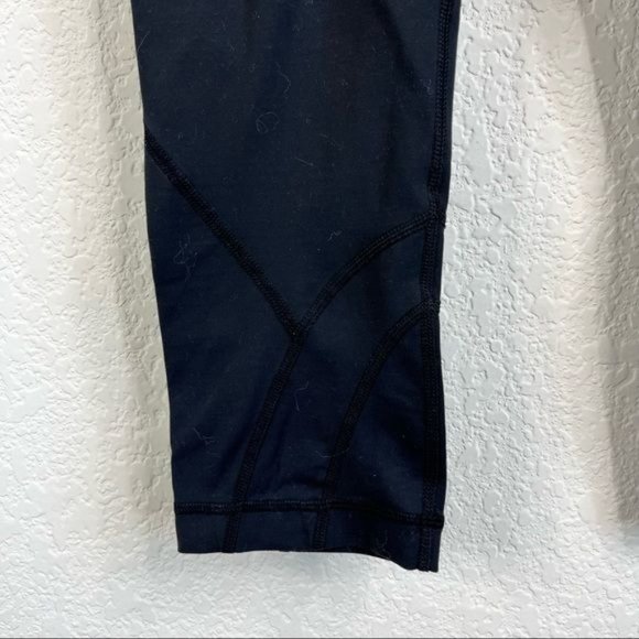 Lululemon Fresh in Mesh Cropped Leggings - Picture 8 of 8